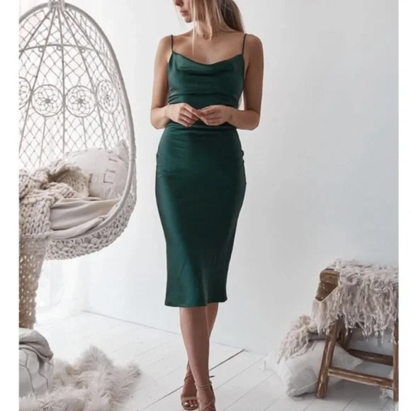 Velvi Dresses | Velvi Satin Emerald Green Midi Dress | Color: Green | Size: 10 | Madtvan's Closet